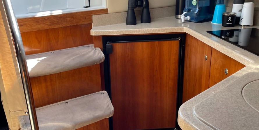 Cruisers Yachts 340 Express