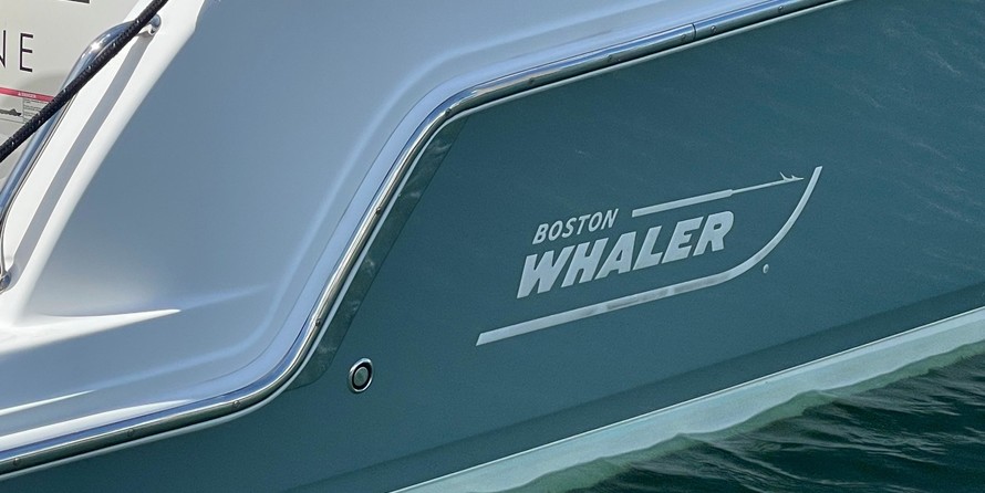 Boston Whaler 270 Vantage