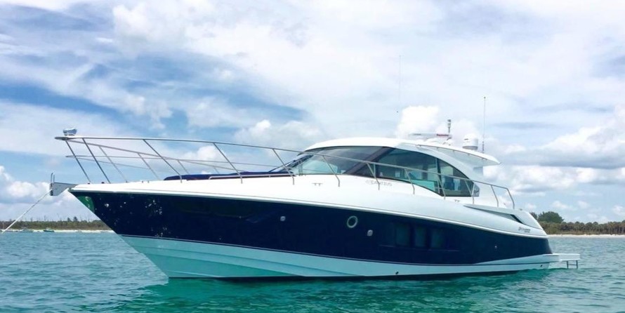 Cruisers Yachts 48 Cantius