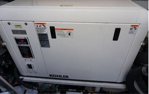 Cruisers Yachts 48 Cantius