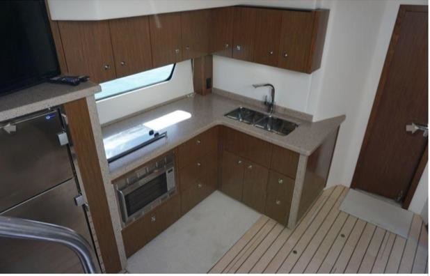 Cruisers Yachts 48 Cantius