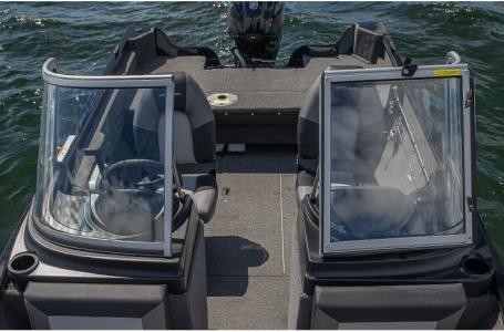 Crestliner 1700 Vision