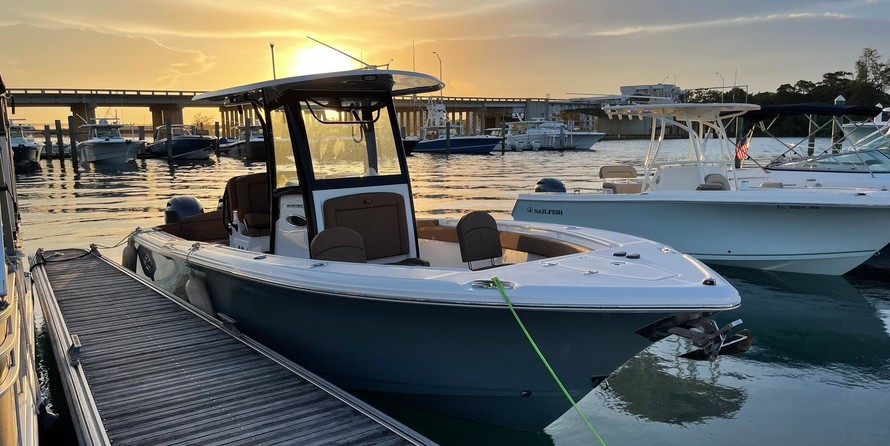 Sea Ray hunt ultra 211