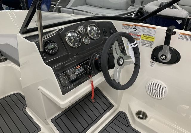 Bayliner VR4 BOWRIDER