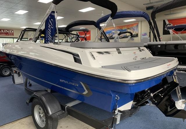 Bayliner VR4 BOWRIDER