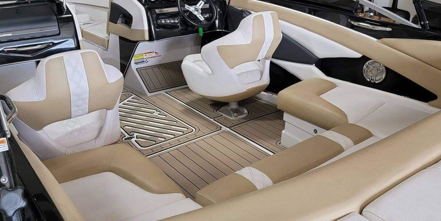 Glastron GT 225