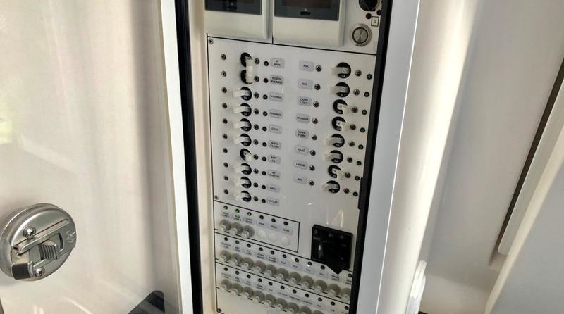 Contender 39 Fisharound