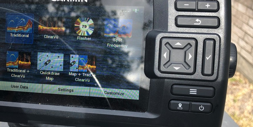 Lund Boats 1875 Pro-V Bass