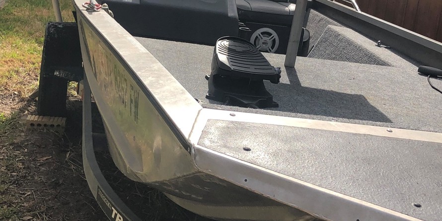 Lund Boats 1875 Pro-V Bass