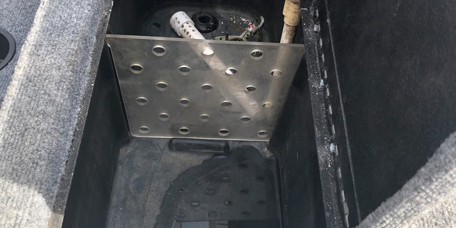 Lund Boats 1875 Pro-V Bass