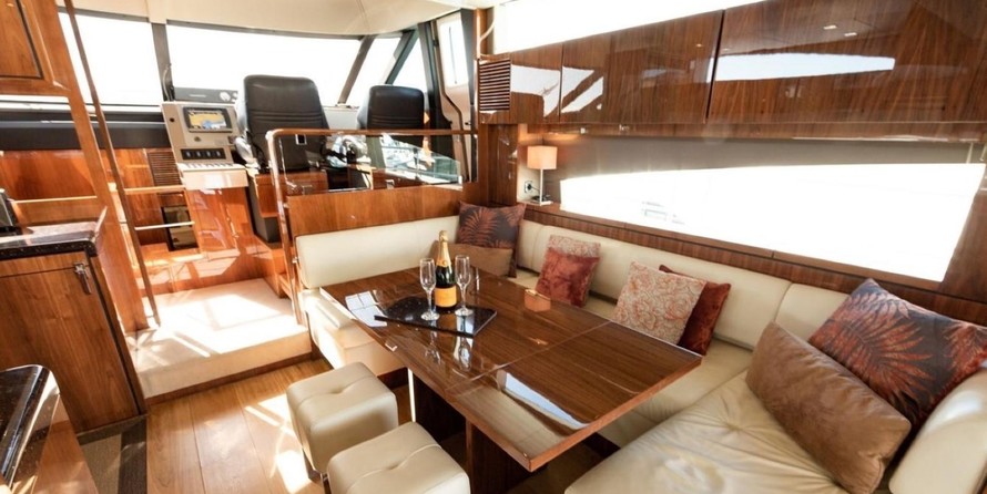 Fairline Squadron 65