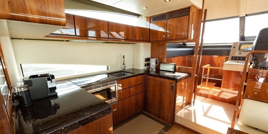 Fairline Squadron 65