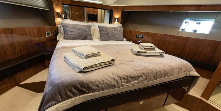 Fairline Squadron 65