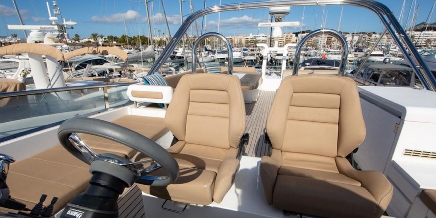 Fairline Squadron 65