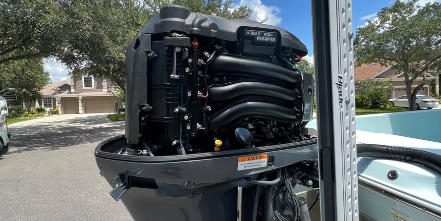 Ranger boats 2400 bay