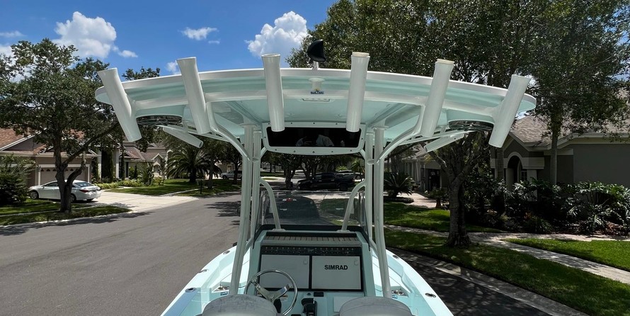 Ranger boats 2400 bay