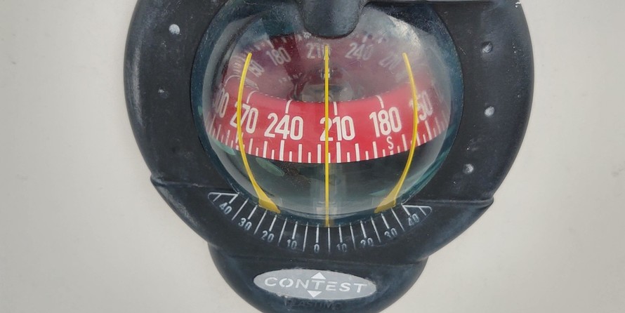 Alerion Yachts express 28