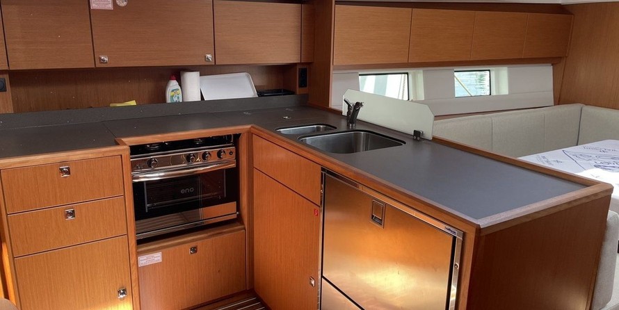 Bavaria C45