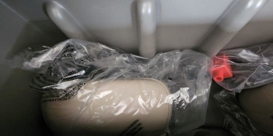 Sun Tracker Party Barge 22 DLX