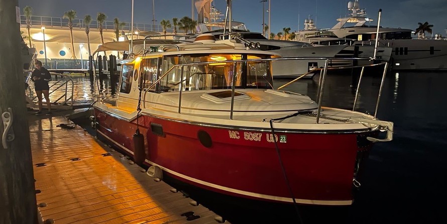 Ranger Tugs R-23