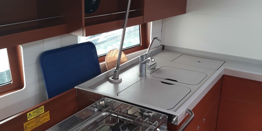 Beneteau Oceanis 46.1