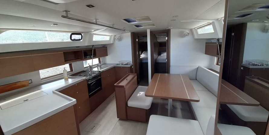 Beneteau Oceanis 46.1