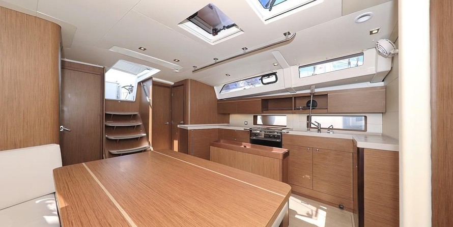 Beneteau Oceanis 46.1