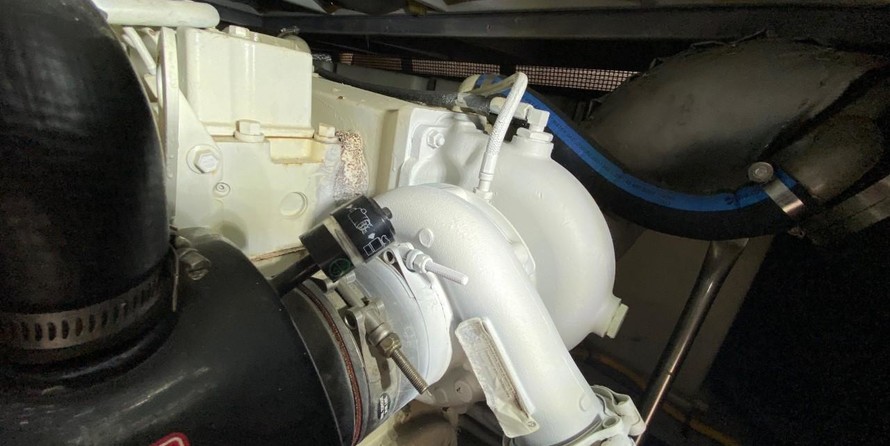 Silverton 42 Convertible