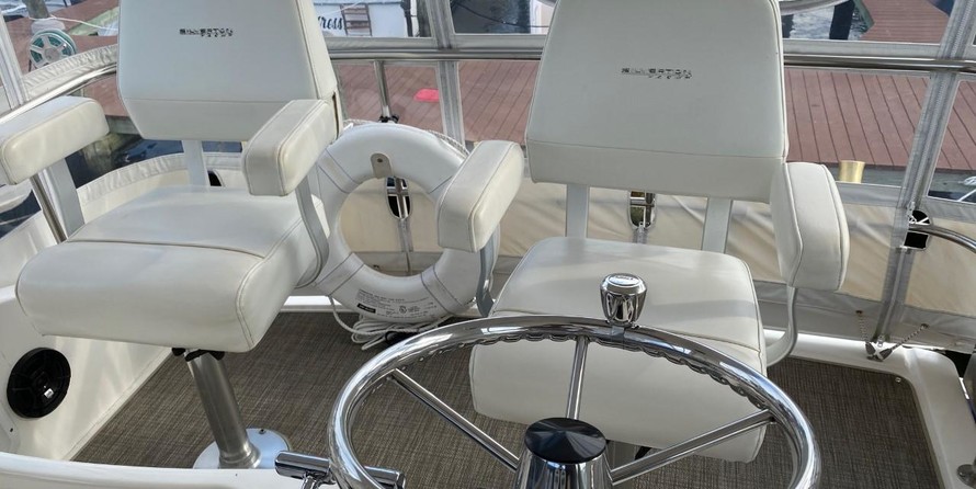 Silverton 42 Convertible