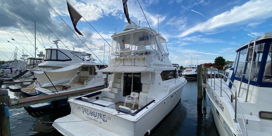 Silverton 42 Convertible