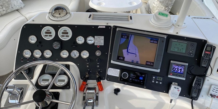 Silverton 42 Convertible