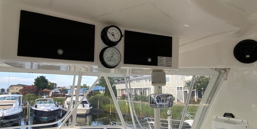 Silverton 42 Convertible