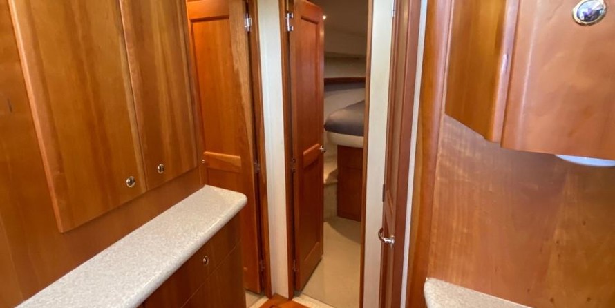 Silverton 42 Convertible