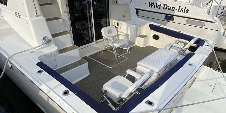 Silverton 42 Convertible