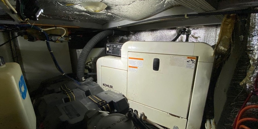 Silverton 42 Convertible