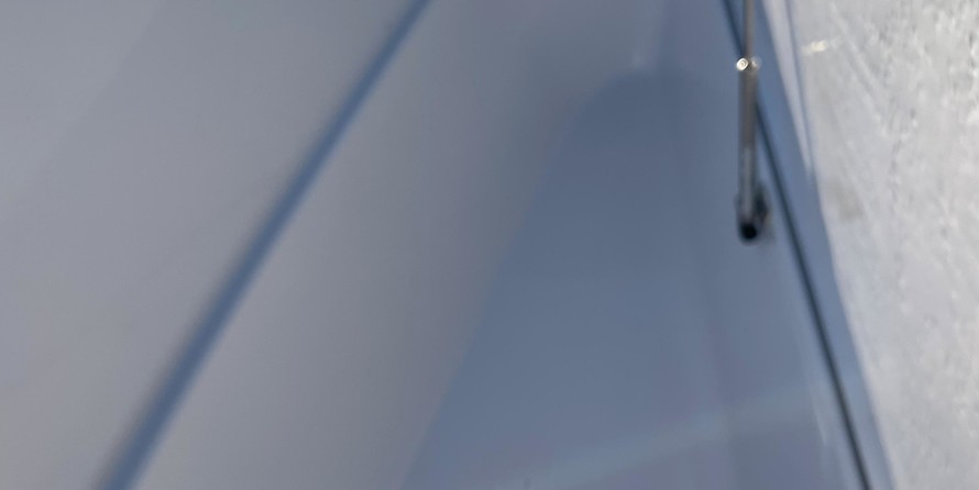 Pursuit 2870 center console