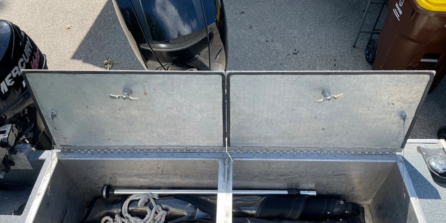 Alumaweld Blackhawk 202