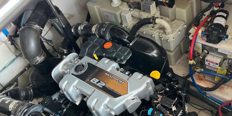 Sea Ray 370 Sundancer