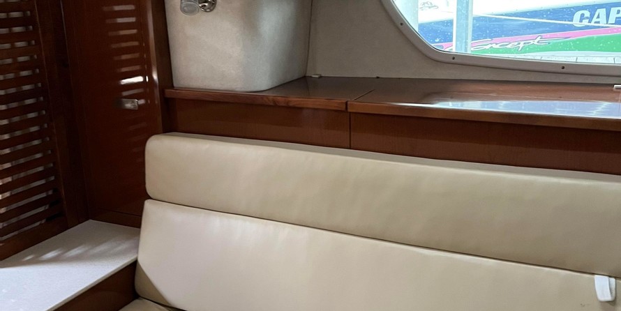 Sea Ray 370 Sundancer