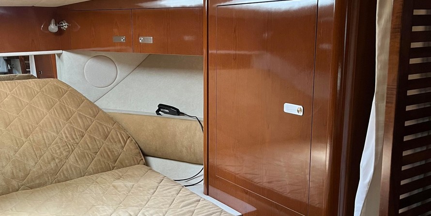 Sea Ray 370 Sundancer