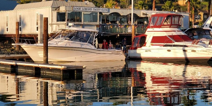 Grady-White Express 330