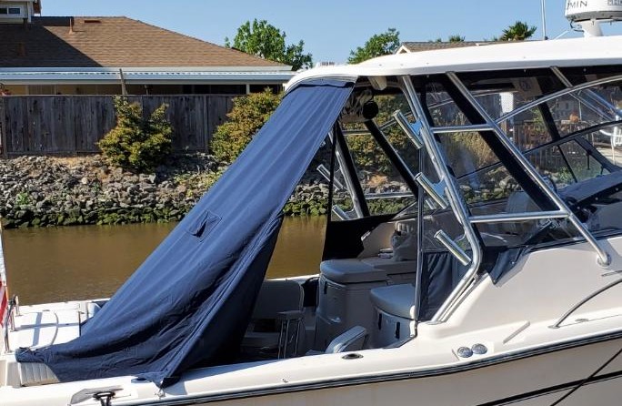 Grady-White Express 330