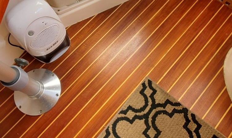 Grady-White Express 330