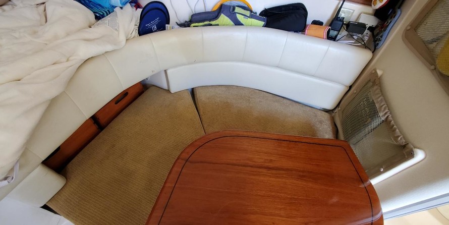 Grady-White Express 330