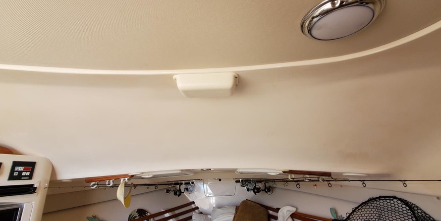 Grady-White Express 330