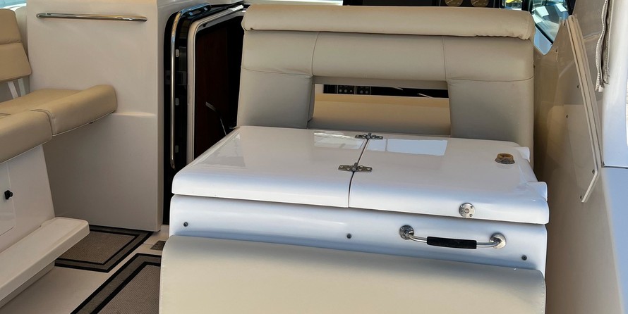 Tiara 3500 open hardtop