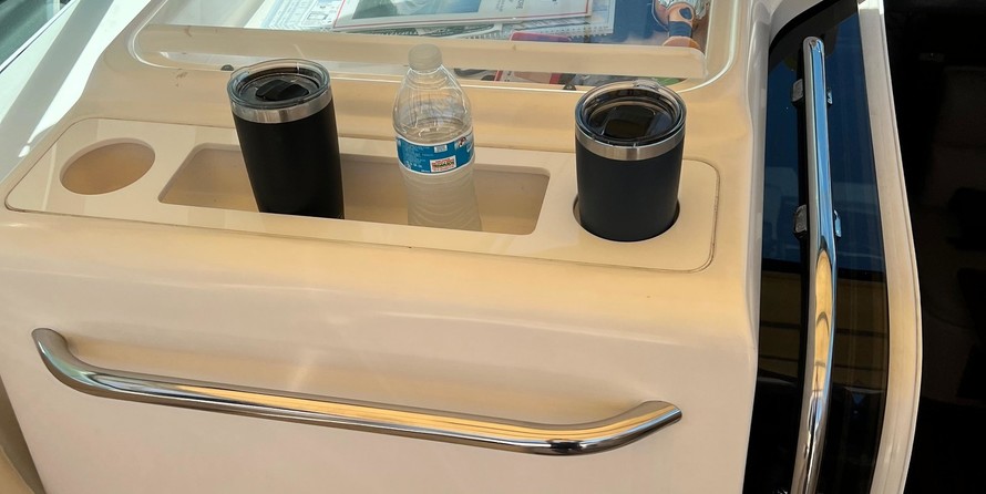 Tiara 3500 open hardtop