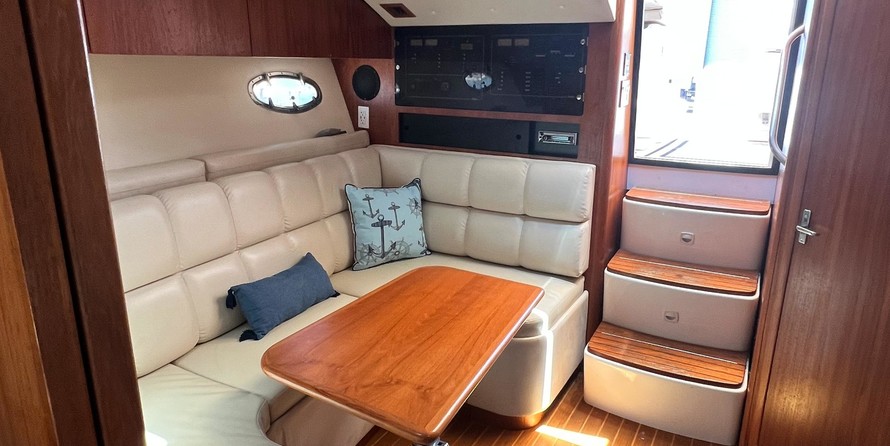 Tiara 3500 open hardtop