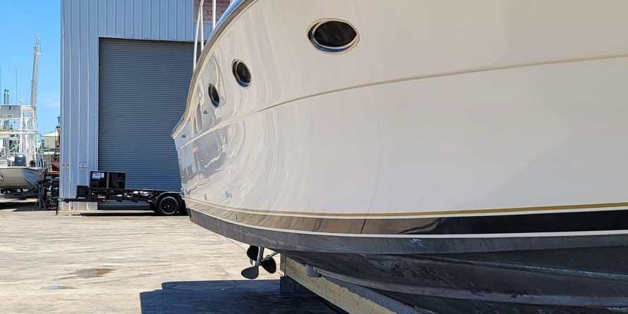 Tiara 3500 open hardtop