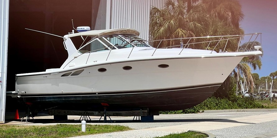 Tiara 3500 open hardtop